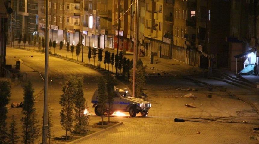 Hakkari Ve Hatay'da Izinsiz G&ouml;steriler