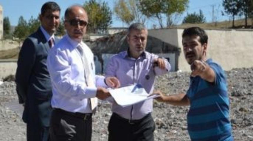 Vali Azizoğlu Sağlık Kompleksi İnşaatını Gezdi