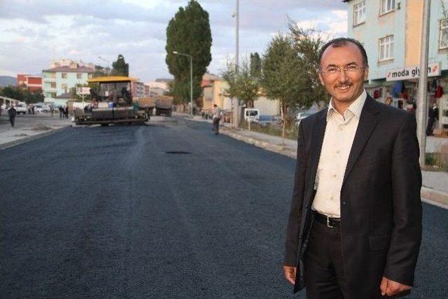 Ardahan’da Yollar Sıcak Asfaltla Tanıştı