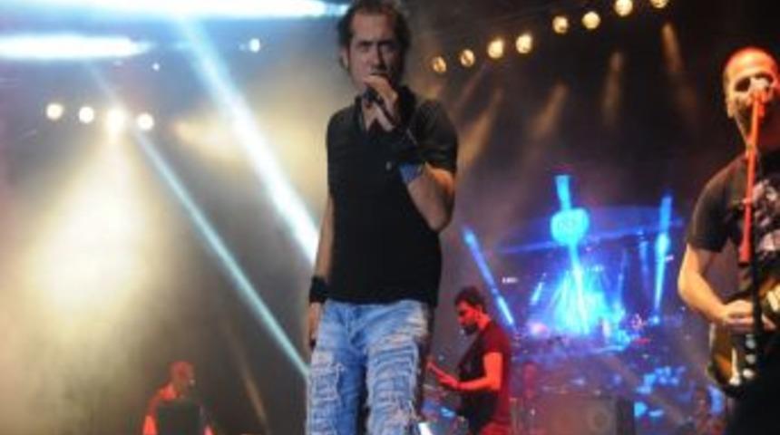 &Ccedil;orlu, Kıra&ccedil;&acute;la M&uuml;ziğe Doydu