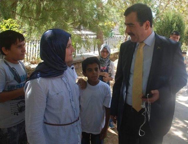 Ak Partili Erdem&rsquo;den İmam Hatip Ortaokulu na İlk&ouml;ğretim Haftası Ziyareti 3