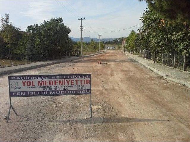 Başiskele'de Cadde Ve Sokaklar Asfaltlanıyor