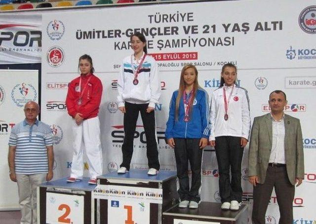 Türkiye Karate Şampiyonası Kocaeli'de Yapıldı