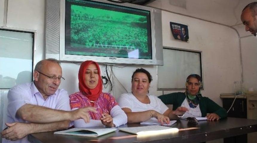 Ak Parti Mobil &Uuml;ye Kayıt Aracı &Ccedil;erkezk&ouml;y&rsquo;de