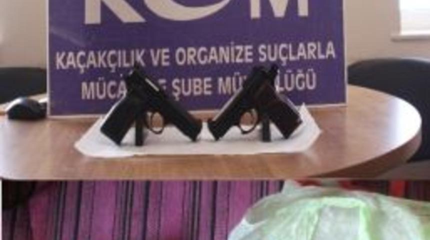 &Ccedil;ay Paketleri İ&ccedil;erisinde Tabanca Ve M&uuml;himmat Ele Ge&ccedil;irildi