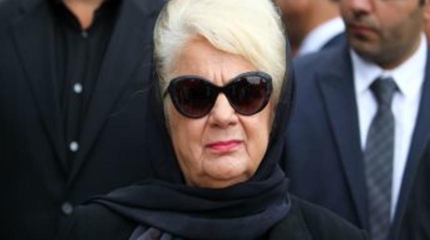 Adnan Menderes Dualarla Anıldı