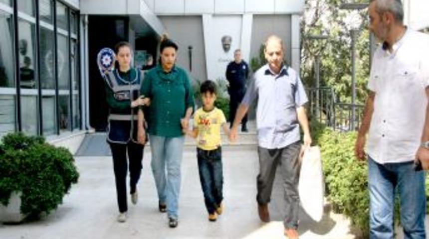 İranlı Karı-koca Hırsızlıktan Tutuklandı, &Ccedil;ocukları Yurda G&ouml;nderildi