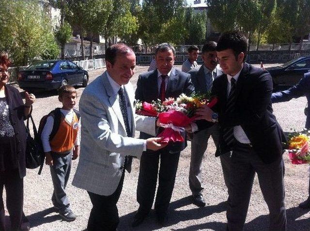 Okulların Dış Cephesi Erzurum Motifleri İle S&uuml;slendi 2