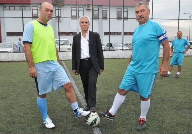 Nil&uuml;fer Belediyesi nden Vefa Turnuvası 2