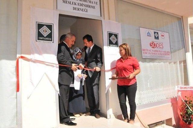 Kadınlara &Ccedil;ocuk Bakıcılığı Eğitimi Kursu A&ccedil;ıldı 1