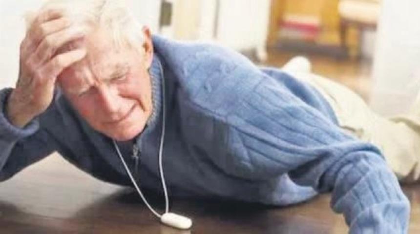 Yaşlılarda düşme sorunu nasıl önlenir? İşte yaşlılarda düşmeyi engellemek için 8 öneri