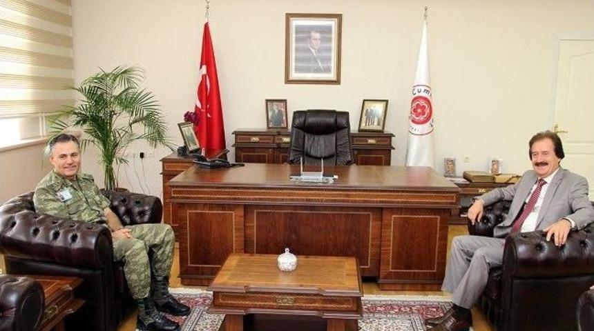 Tugay Komutanı Sağır&rsquo;dan, Rekt&ouml;r Kocacık&rsquo;a Ziyaret