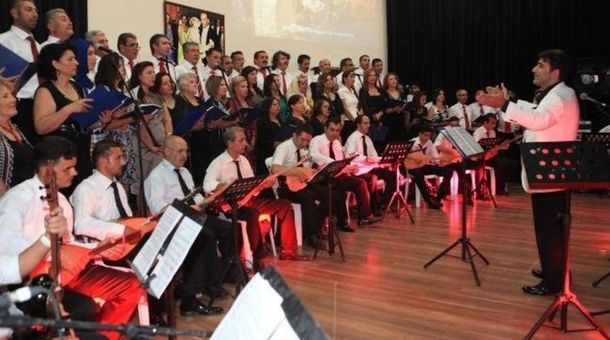 Karabağlar'da Halk M&uuml;ziği Ziyafeti