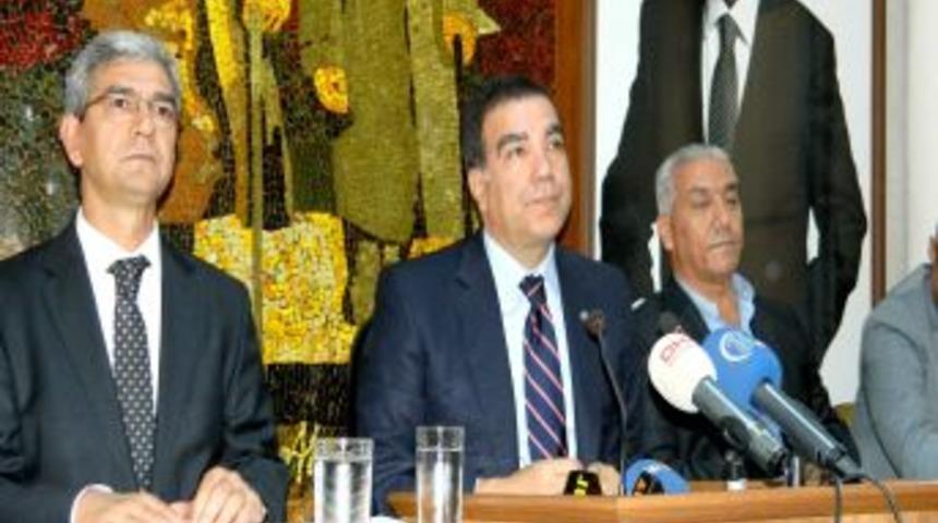 CHP'li Toprak: Esed Gidici Değil, S&uuml;reci Y&ouml;netecek