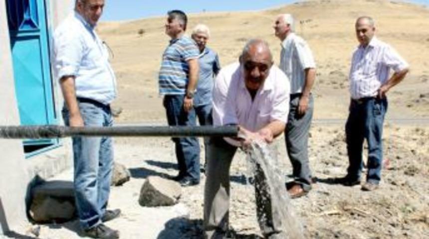 &Ccedil;avuş K&ouml;y&uuml;nde I&ccedil;me Suyu G&uuml;neş Enerjisiyle Vatandaşa Ulaştırılıyor