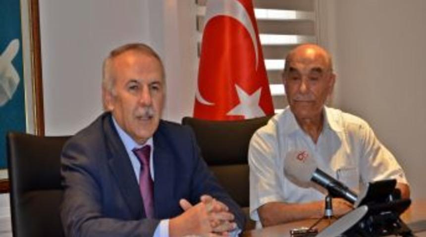 Gurbette biriktirdiği parayla okul yaptırdı