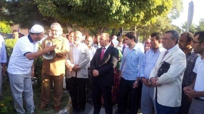 Suru&ccedil; Kaymakamı Hacı Adaylarını Uğurladı