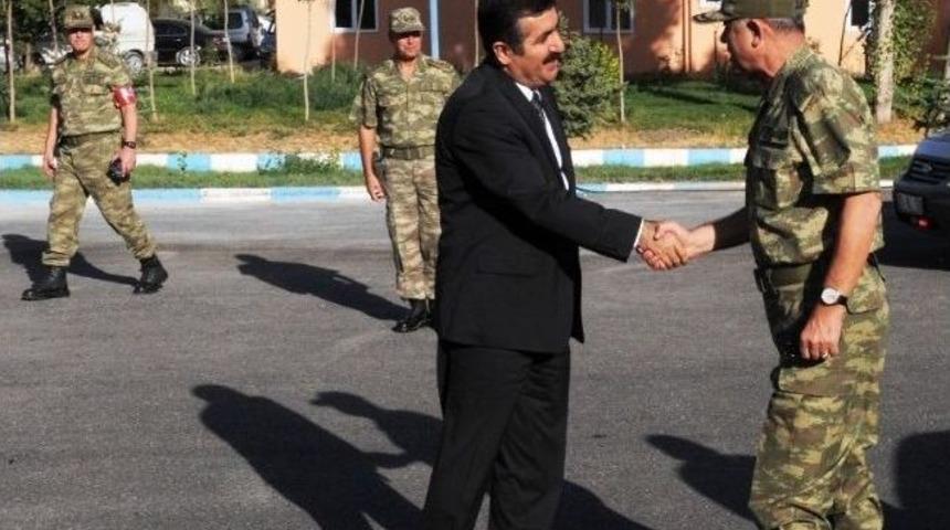 Orgeneral Y&ouml;r&uuml;k Van&rsquo;da