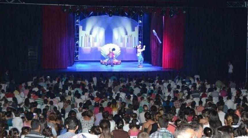 &lsquo;disney Live! Mickey&rsquo;nin M&uuml;zik Festivali&rsquo; Deepo Outlet Center İ&ccedil;in Sahnelendi