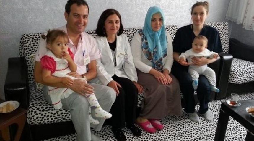 Afyonkarahisar&rsquo;da Taburcu Olan Hastalar Sağlık&ccedil;ılar Tarafından Evlerinde Ziyaret Edilmeye Başlandı