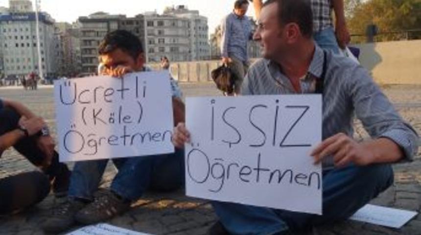Taksim&rsquo;de Izinsiz G&ouml;steri Yapmak Isteyen &Ouml;ğretmen Adayları G&ouml;zaltına Alındı