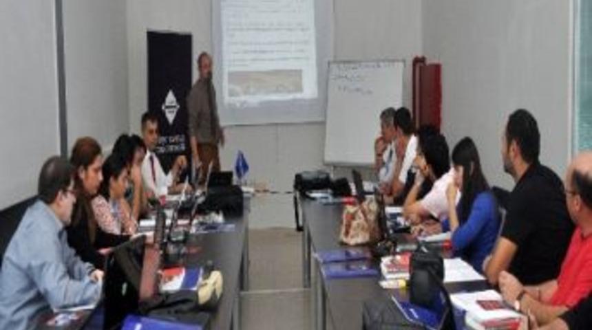 Kb&uuml;&rsquo;de &Ccedil;elik Yapıların Yangın Tasarımı Kursu Eğitimleri Başladı