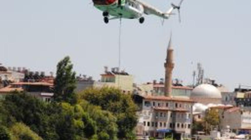 Manavgat'ta 5 D&ouml;n&uuml;ml&uuml;k Makilik Alan Yandı