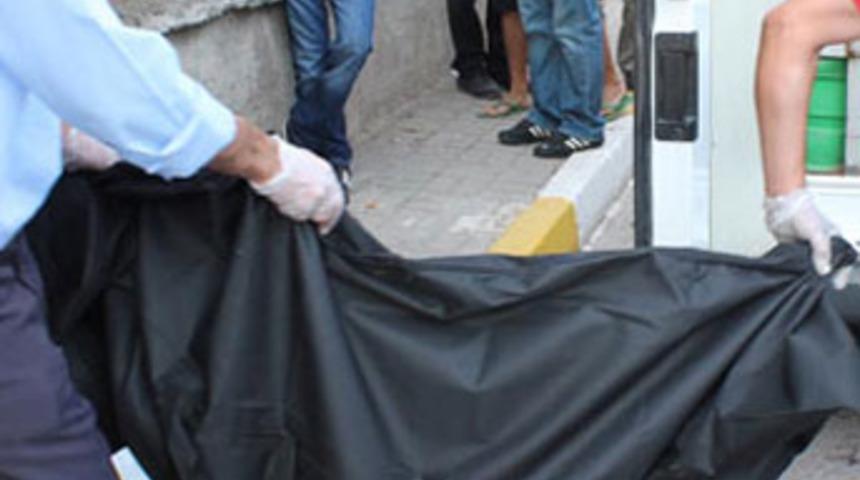 18 aylık bebeğin feci &ouml;l&uuml;m&uuml;