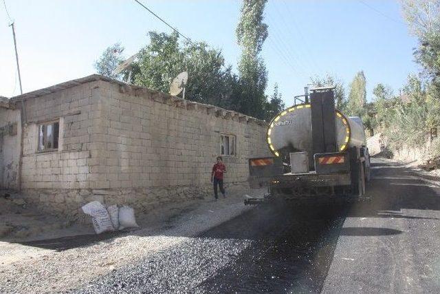 Bağlar Mahallesi&rsquo;nde Asfalt &Ccedil;alışması 1