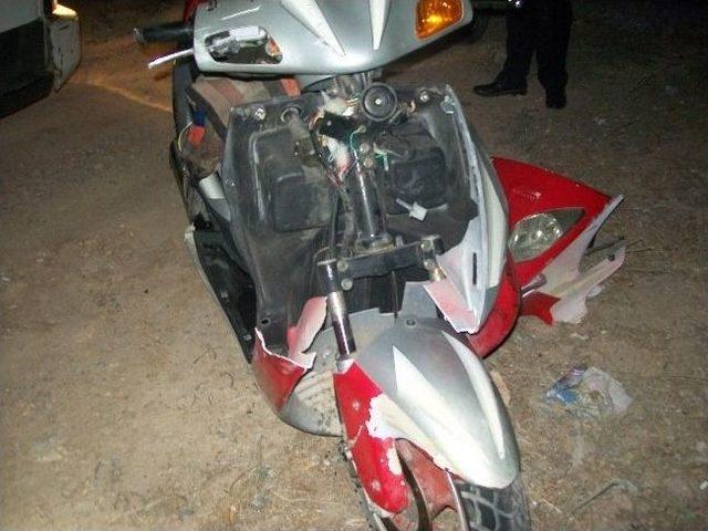 Didim-akb&uuml;k Yolunda Kaza: 2 Yaralı 1