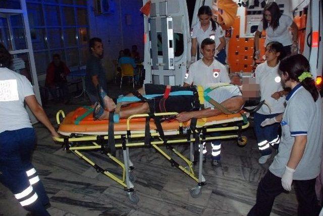 Didim-akb&uuml;k Yolunda Kaza: 2 Yaralı 2