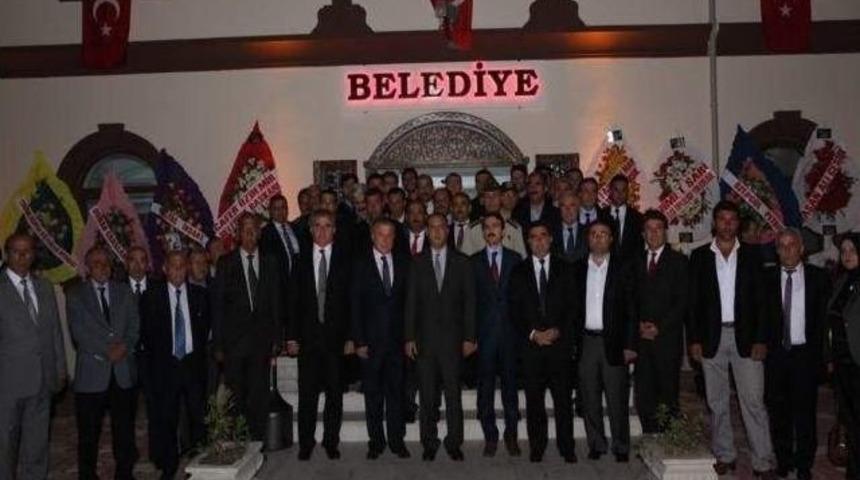 Taşova&rsquo;da Yeni Belediye Binası A&ccedil;ıldı