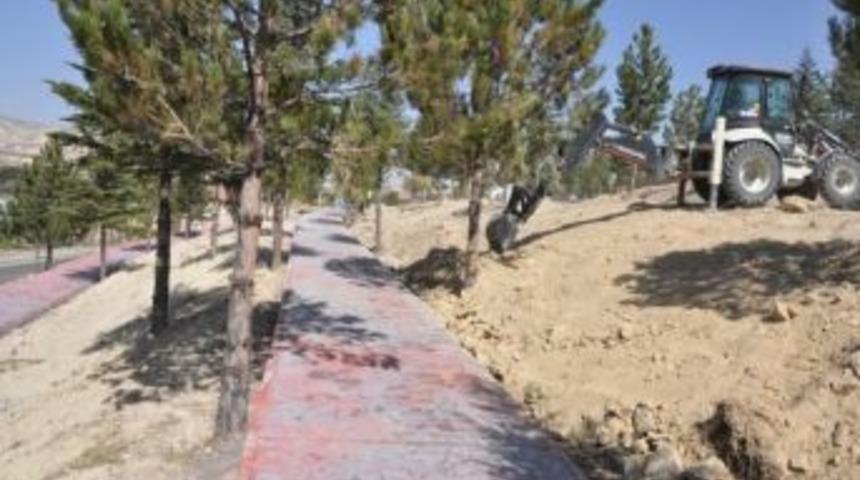 &Uuml;rg&uuml;p Kent Park Yapımı S&uuml;r&uuml;yor