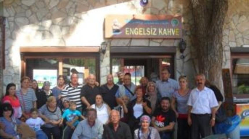 Engellilerden Engelsiz Kahve&rsquo;ye Tam Not