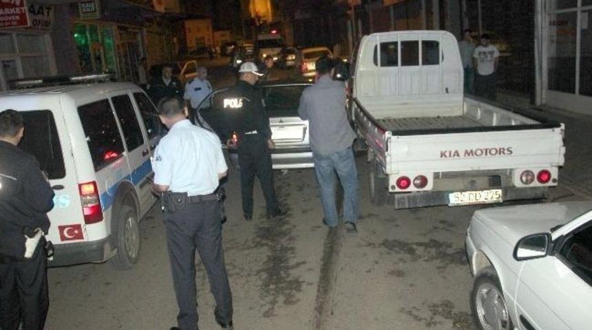 Alkoll&uuml; S&uuml;r&uuml;c&uuml; 5 Araca &Ccedil;arptı: 1 Yaralı