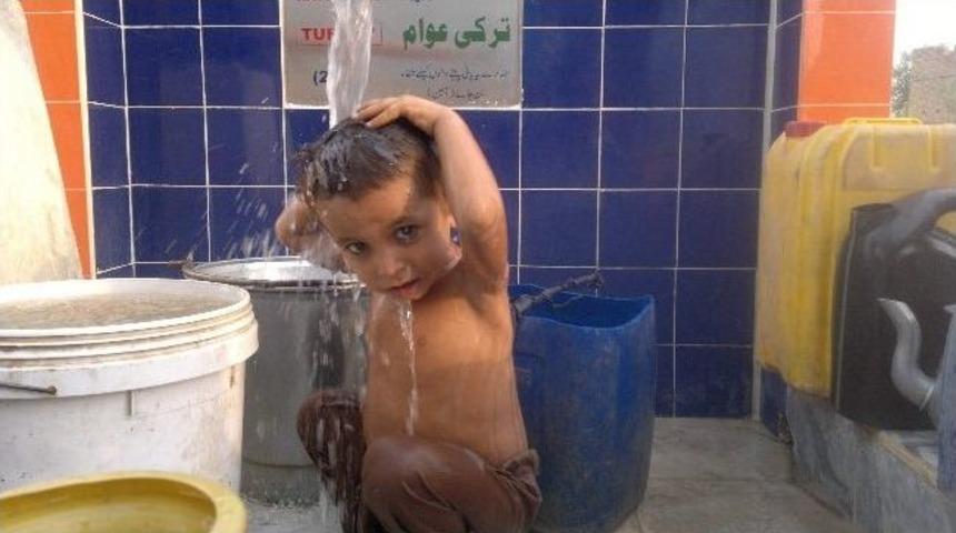 Kimse Yok Mu Derneği&rsquo;nden Pakistan&rsquo;a Su Kuyusu