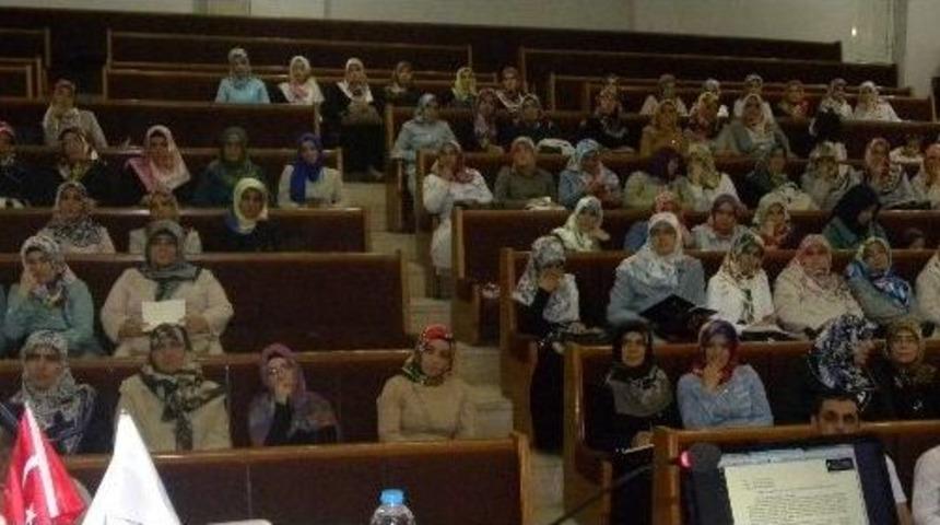 Kur&rsquo;an Kursları &Ouml;ğreticilerine Seminer