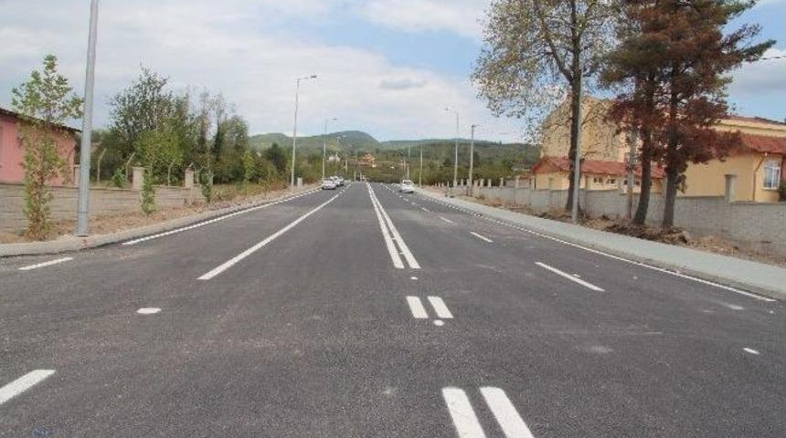 Hendek&rsquo;te Yeni Bulvar Trafiğe A&ccedil;ıldı