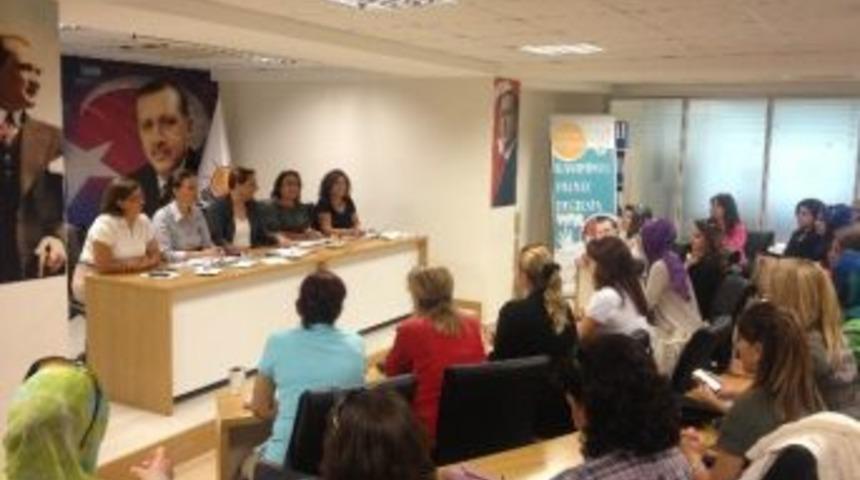 Ak Kadınlar İzmir İ&ccedil;in İddialı