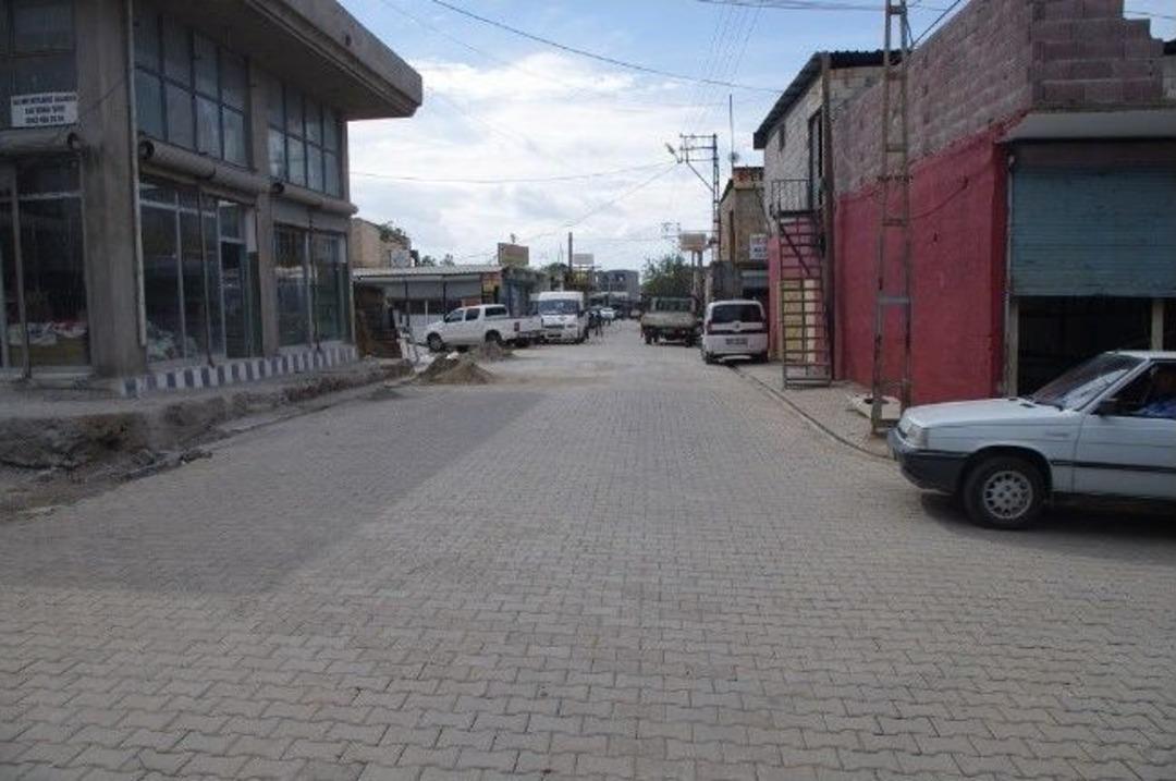 Sanayi Sitesi Kilitli Parke Taşları İle D&ouml;şendi