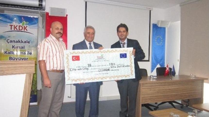 Tkdk &Ccedil;anakkale'de Hibe Dağıtmaya Devam Ediyor