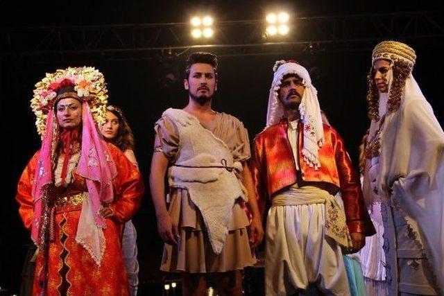 Karaburun da Coşkulu Kurtuluş Gecesi 2