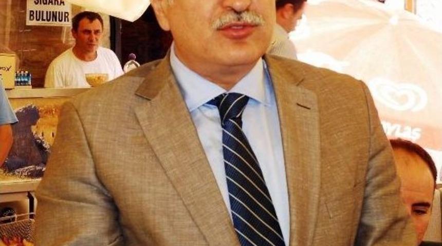 Manisa Valisi Savaş Gazi Ve Şehit Aileleriyle Kahvaltıda Buluştu