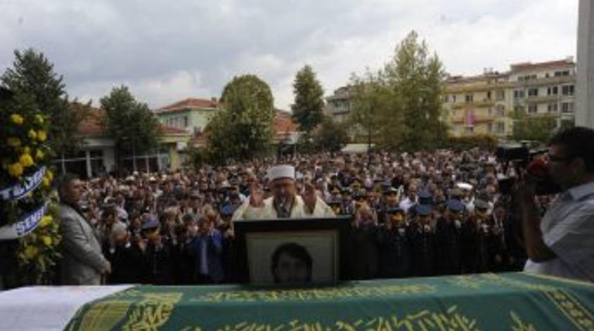 &Ouml;ld&uuml;r&uuml;len T&Uuml;BİTAK &Ccedil;alışanı Demirarslan Toprağa Verildi