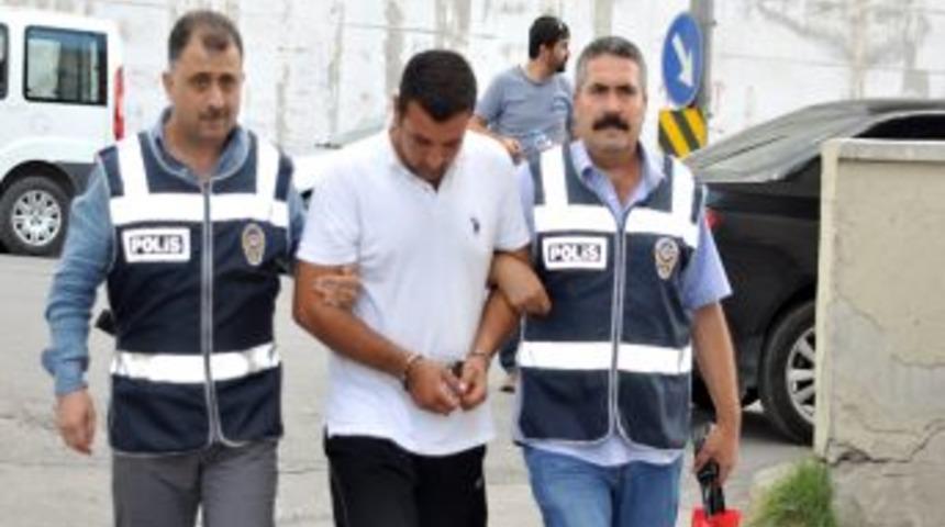 Hapse Girmek I&ccedil;in Banka Soymak Istedi