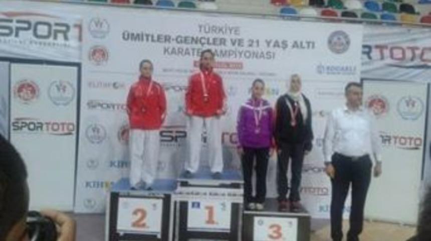 Neslihan &Ccedil;alışkan D&uuml;nya İkincisi Oldu