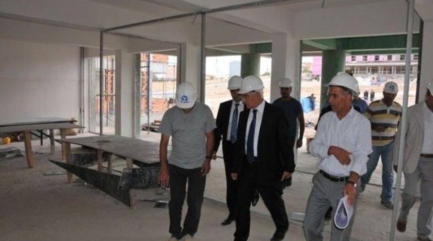 Vali Koca, Okul İnşaatını İnceledi