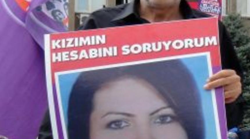 Uşak'ta Eski Kocası Tarafından &Ouml;ld&uuml;r&uuml;len Palta'nın Davası Başladı