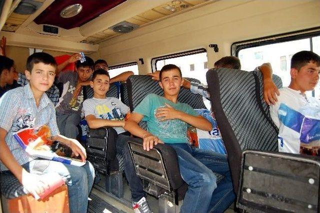 Okullar A&ccedil;ıldı Servis Tartışmaları Başladı 1