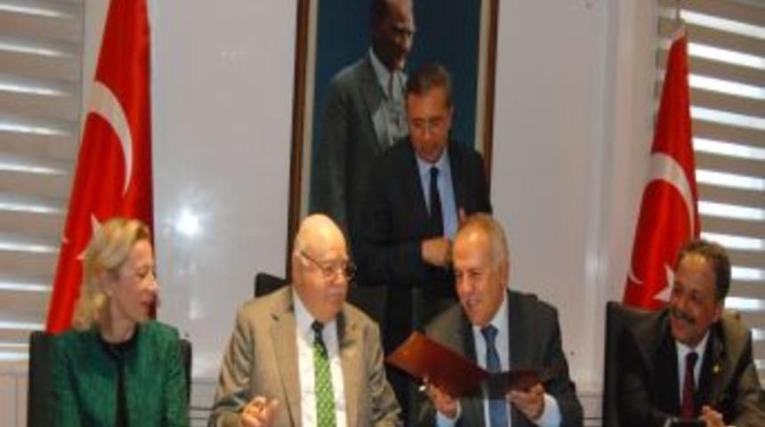 Hayırsever Işadamı Develi, Gaziantep&rsquo;e 24 Derslikli Ilkokul Yaptırıyor